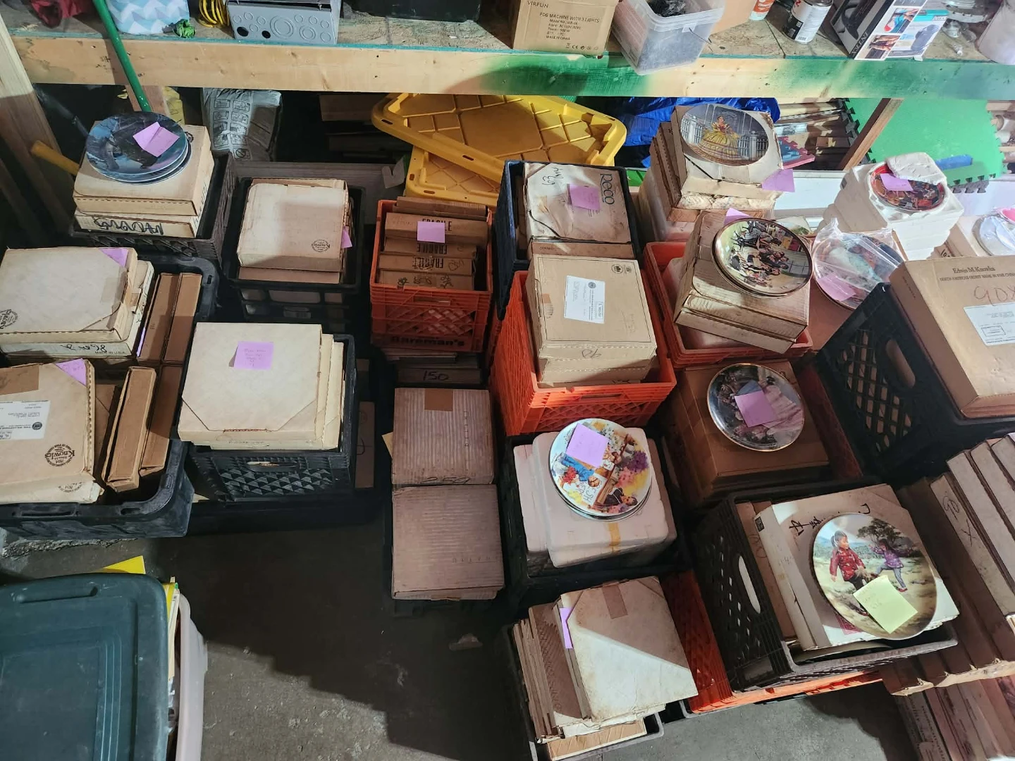 Huge Vintage Collector Plates (1980s–1990s) – Bulk Sale Only
