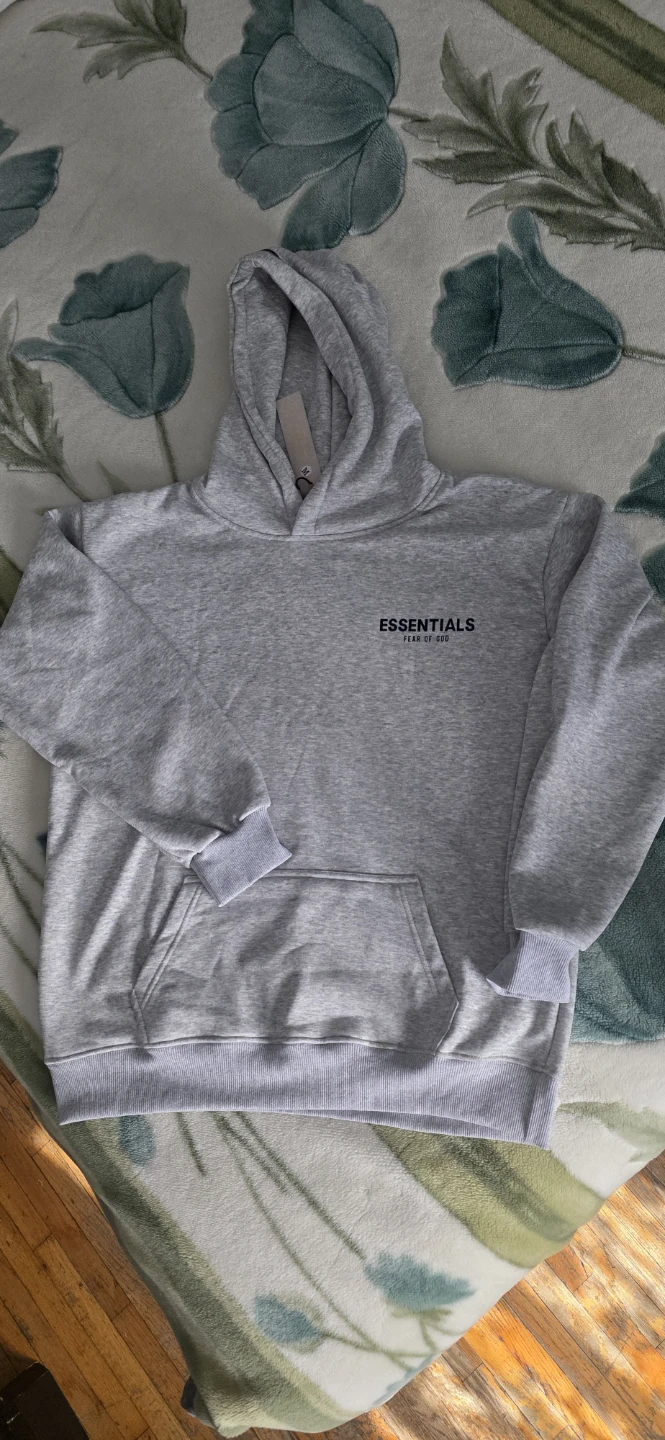 Essentials Hoodie size medium - photo 3