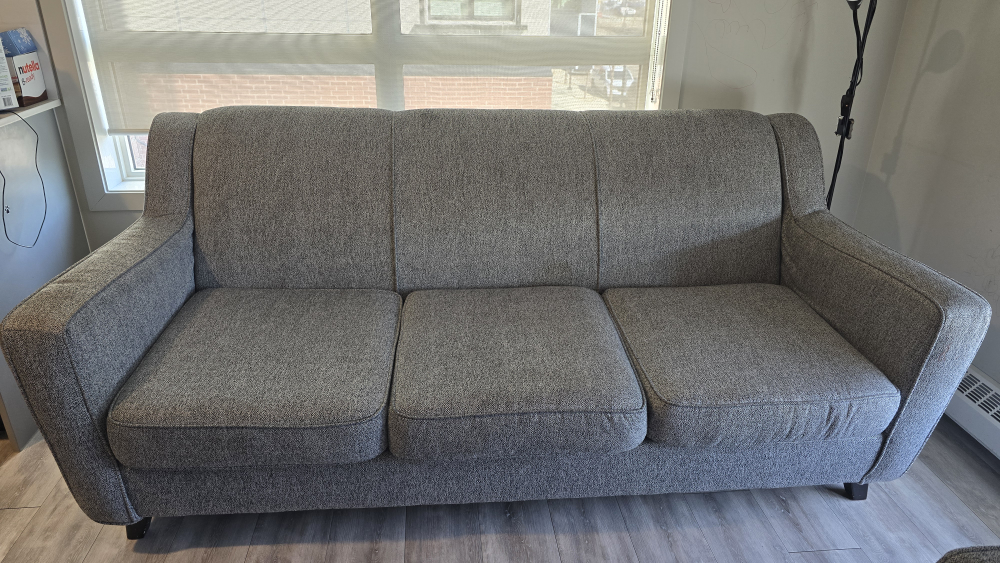 Grey Three-Seater Sofa and Loveseat. - photo 3