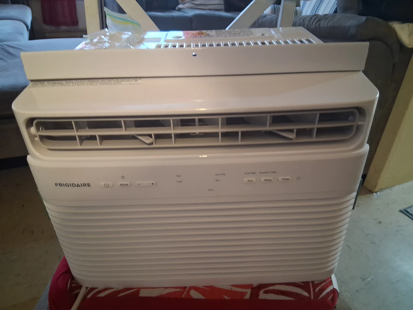 New Frigidaire Air conditioner - photo 2