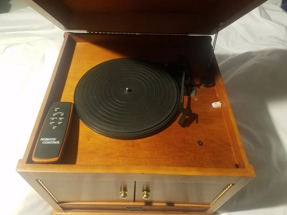 Crosley Turntable Record Player with Remote - photo 3