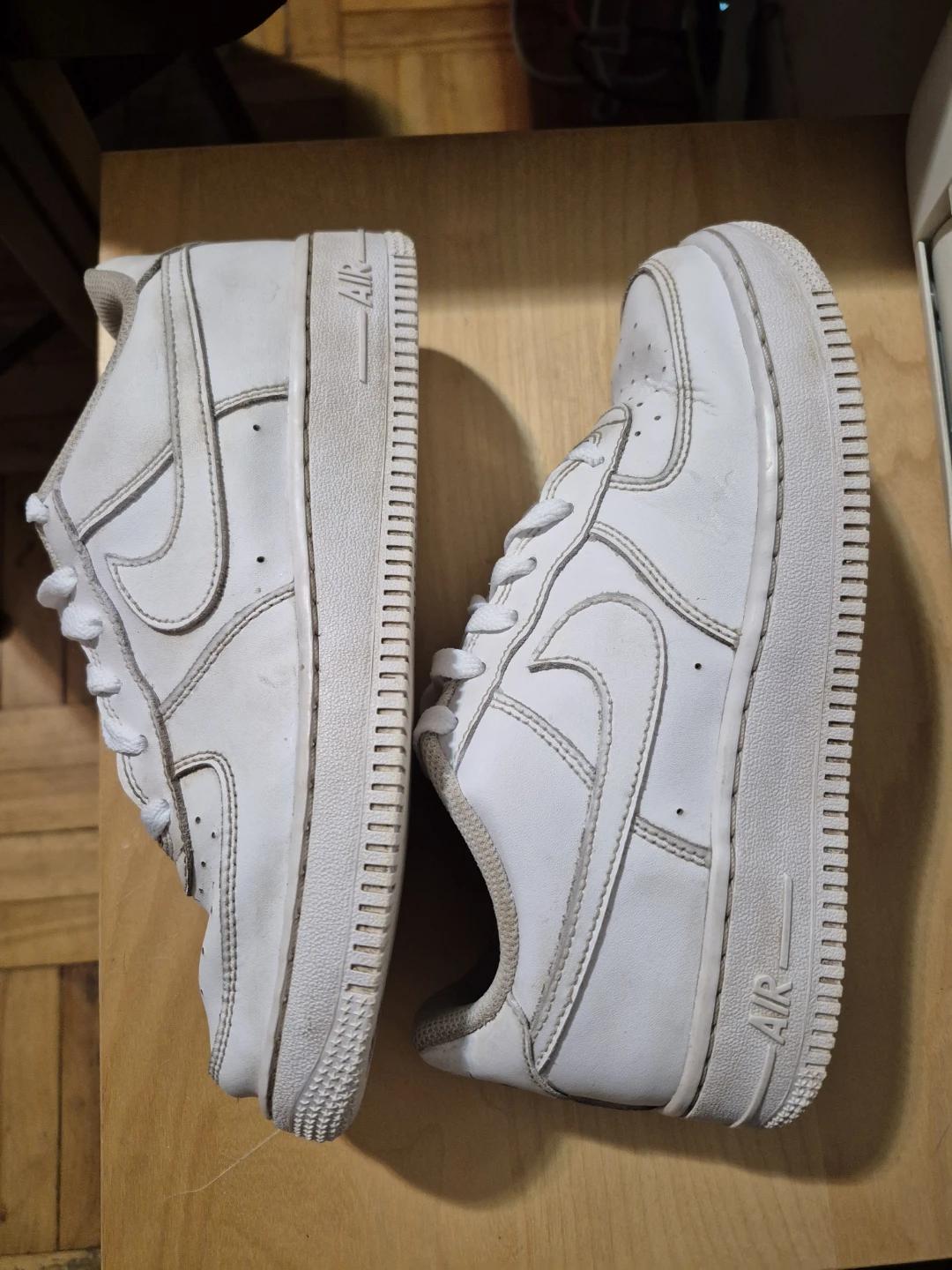 Nike Air Force 1 Size 5.5Y White Sneakers