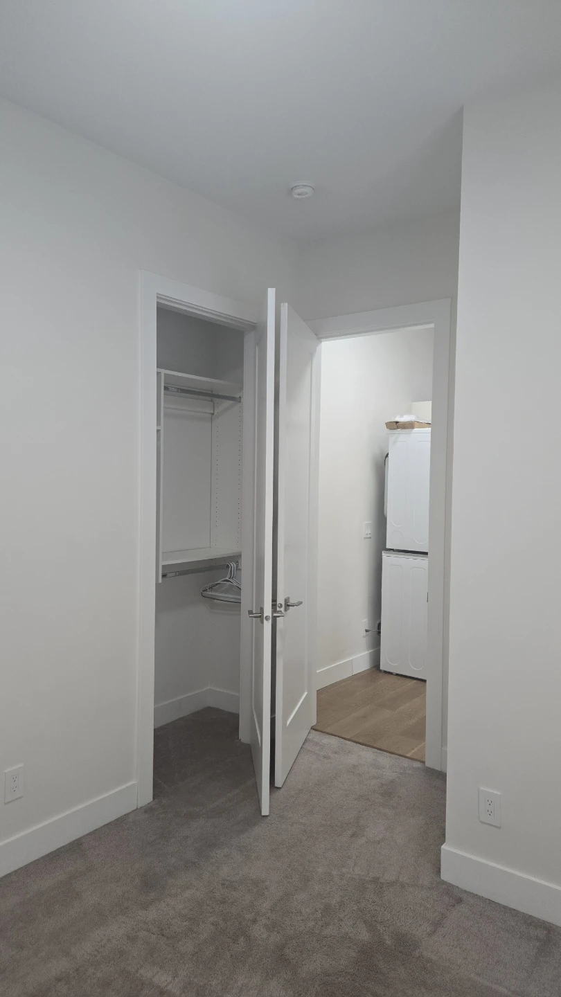 New 1 Bedroom Suite – Bright, Modern & All Utilities Included - photo 5