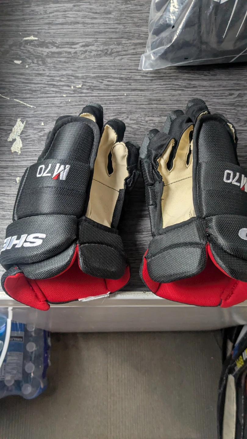 Sher-Wood Rekker M70 Hockey Gloves Size 13 - photo 2