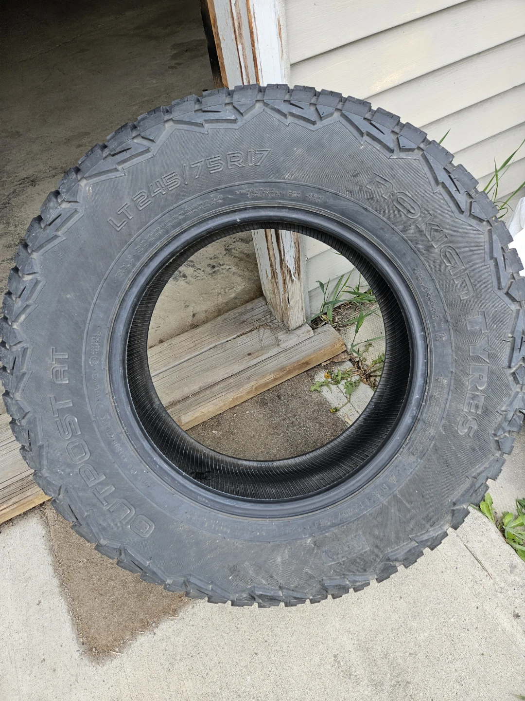 245 75 17R Nokian/Outpost AllTearrain Tires