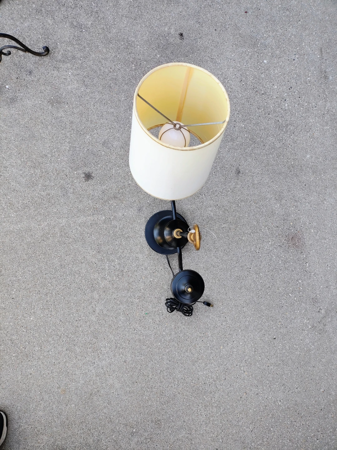 Vintage Black & Gold Table Lamp - photo 4
