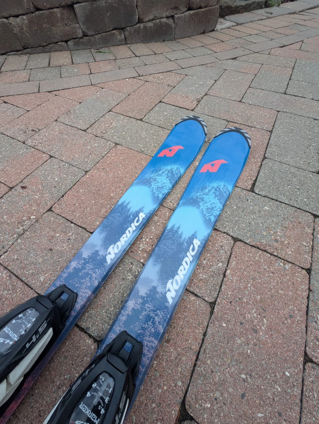 Nordica Team J Skis with Marker Bindings - 130cm - photo 3