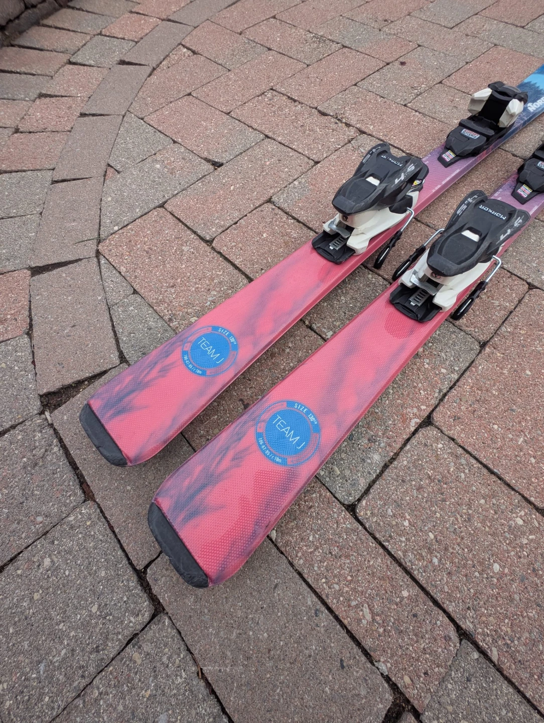 Nordica Team J Skis with Marker Bindings - 130cm - photo 5