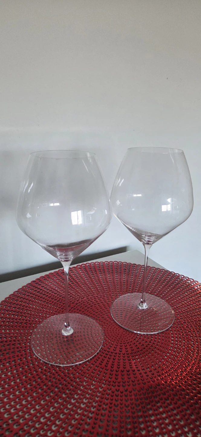 Riedel Veloce Pinot Noir / Nebbiolo Wine Glasses - Set of 2 - photo 3