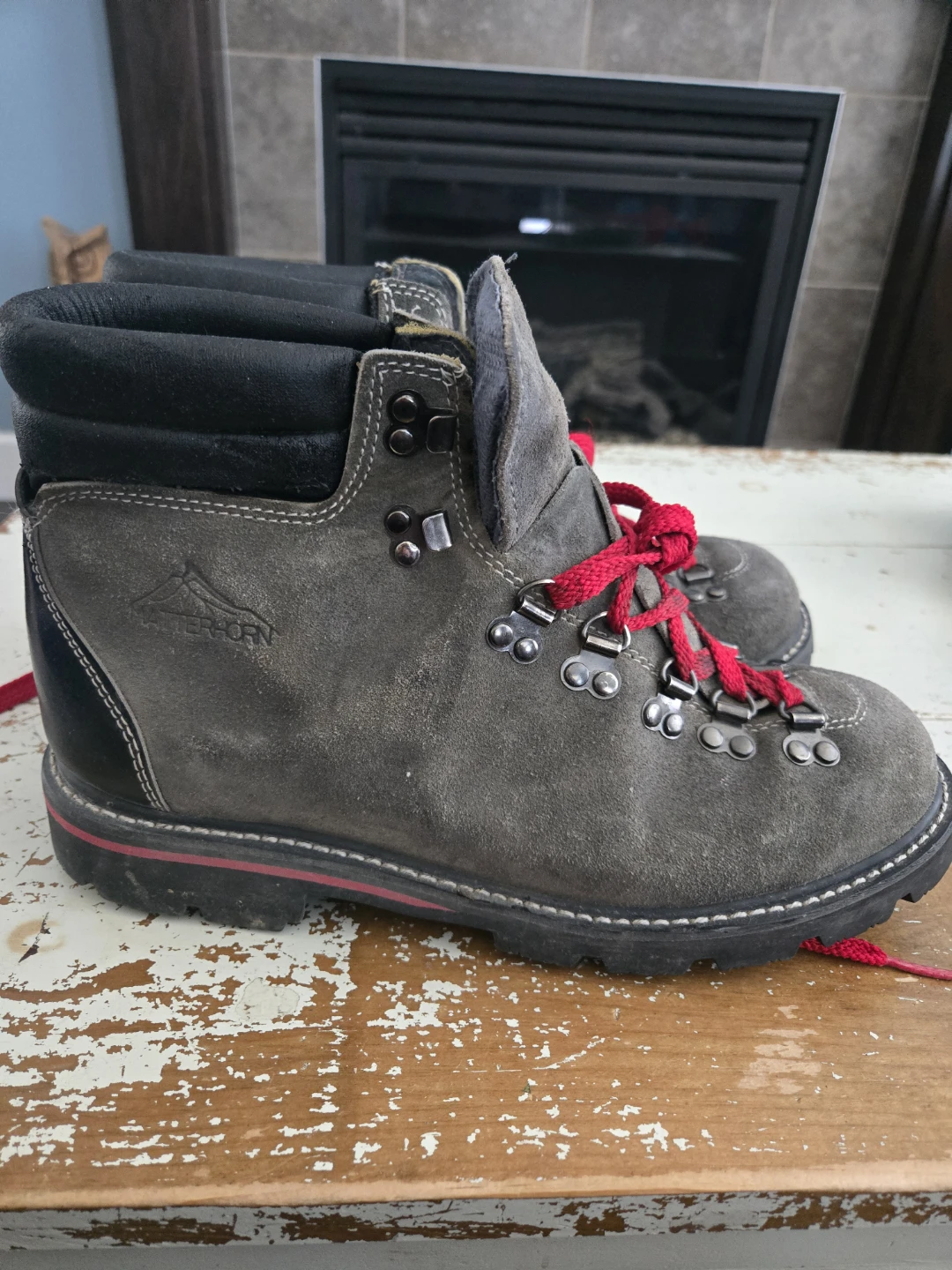 Waterhorn Hiking Boots size 9.5