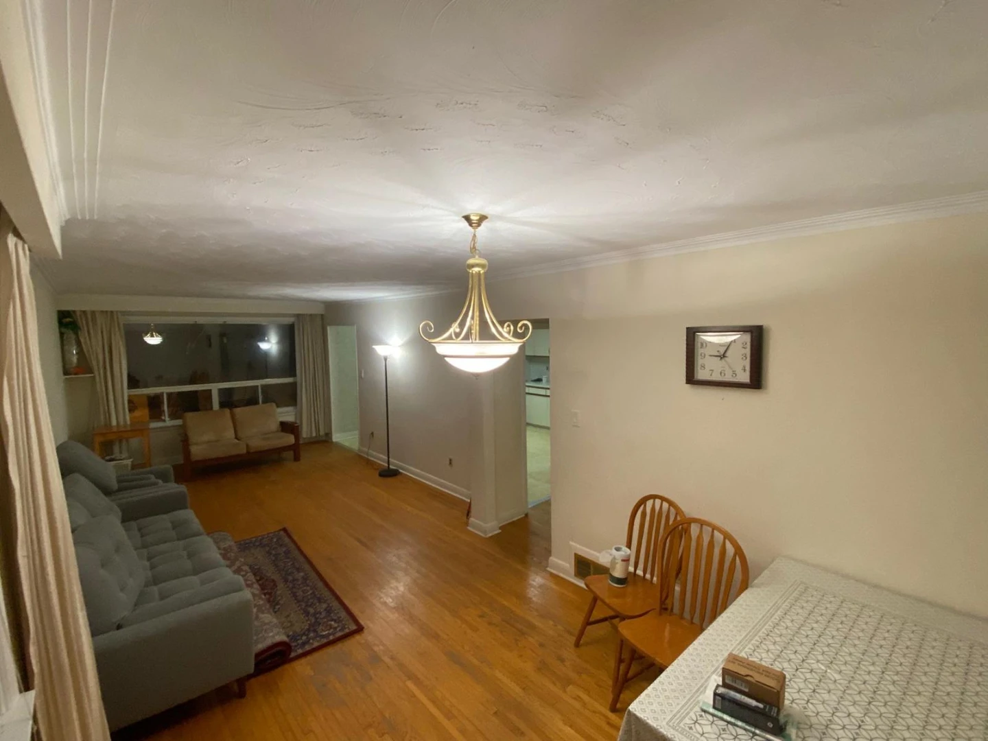 3 bedroom 2 bathroom - House for rent - photo 2