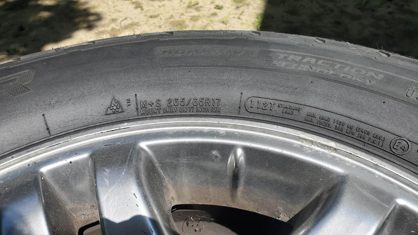 Goodyear Wrangler All-Terrain Tire 265/65R17 - photo 4