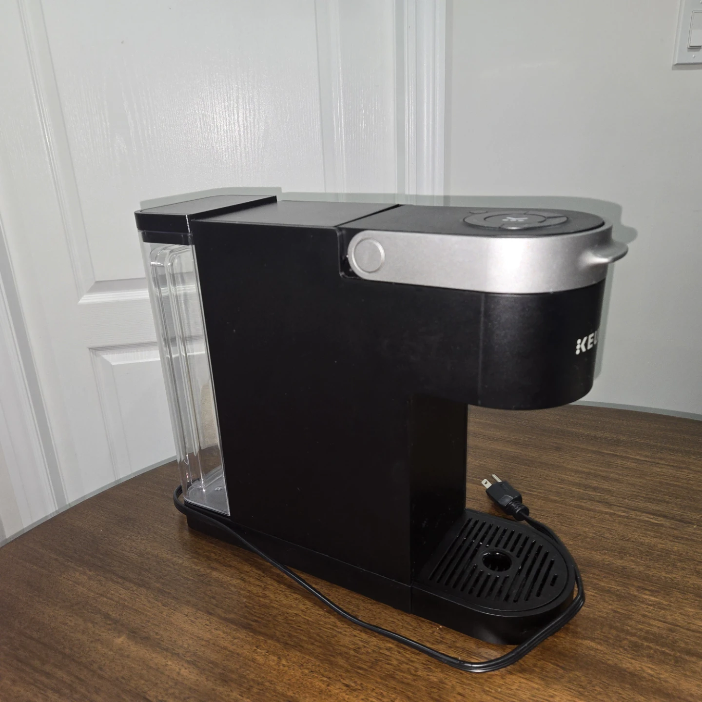 ☕ Keurig K-Slim Coffee Maker K900 – Single Serve K-Cup Brewer