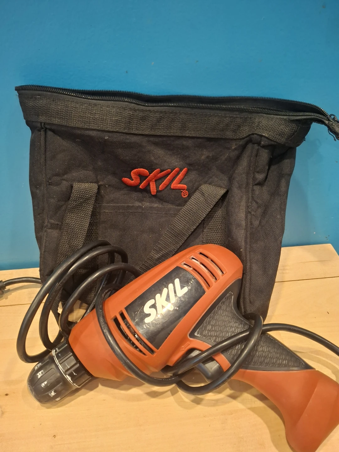 SKIL Corded Drill with Tool Bag