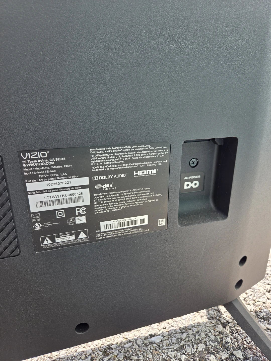 VIZIO Smart TV - photo 2