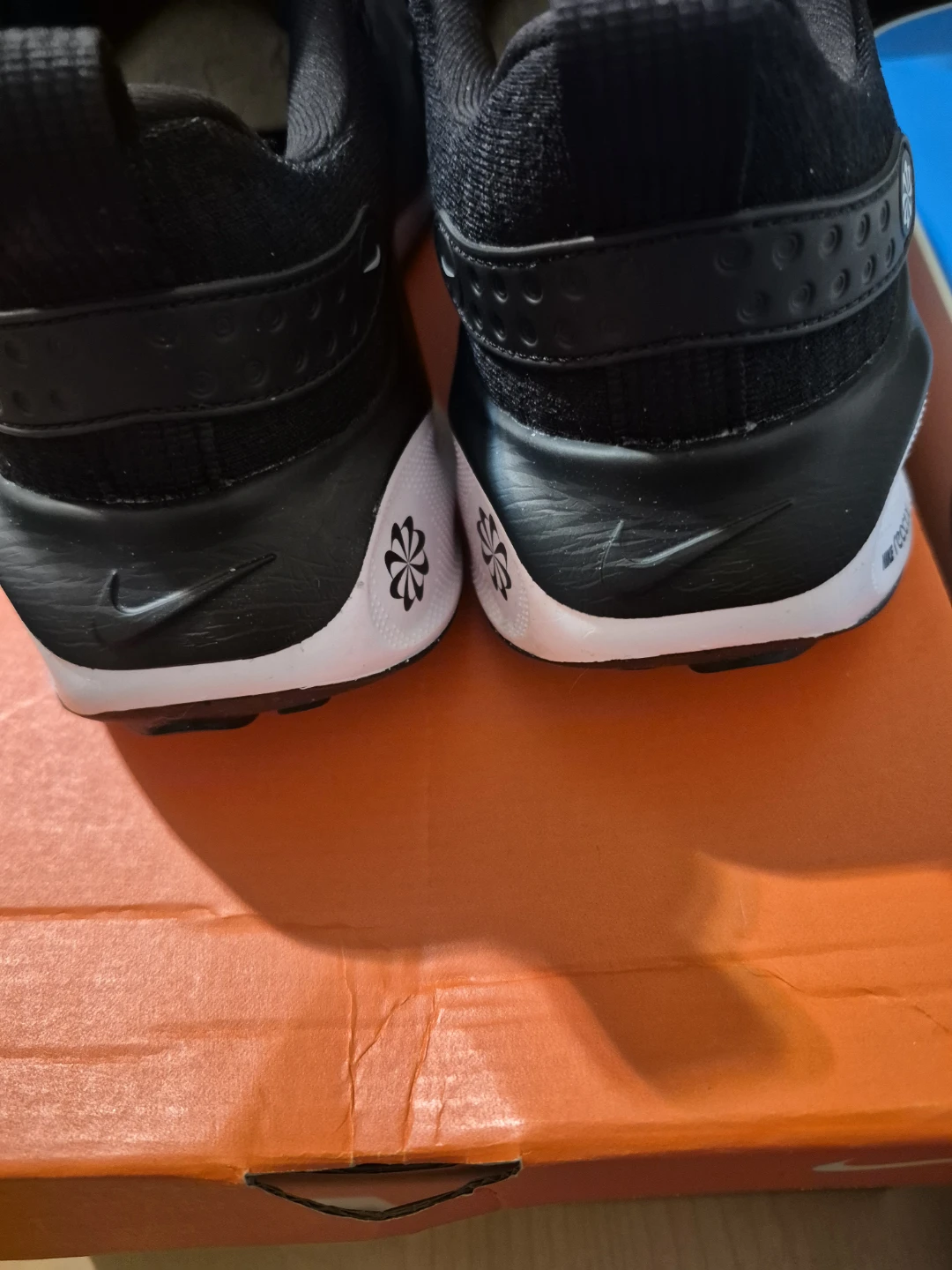 NIB)Nike Women's Size 7.5 Infinity Run 4 Black Running Shoes - photo 3