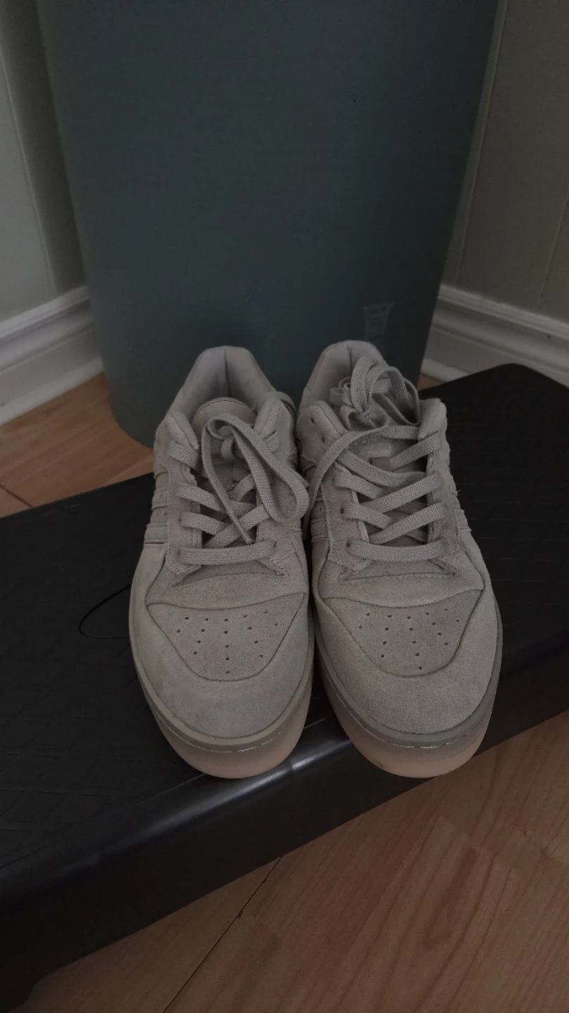 Adidas "Rivalry Low" Sneakers Size US 7 - photo 2