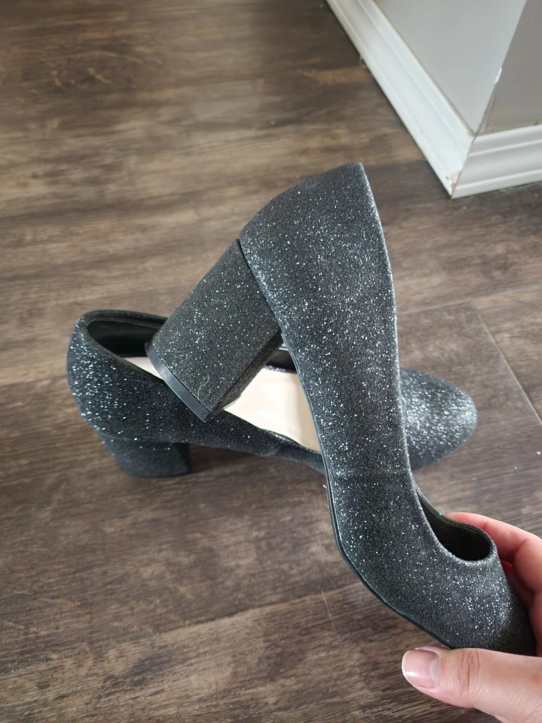 Le Château Glitter Block Heel Pumps 7.5 - photo 2