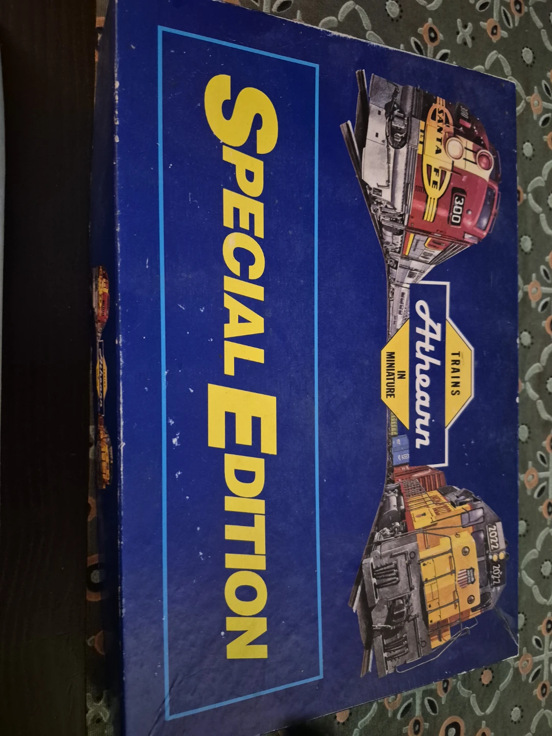 Athearn Special Edition GATX Blue Locomotives (2) - photo 2