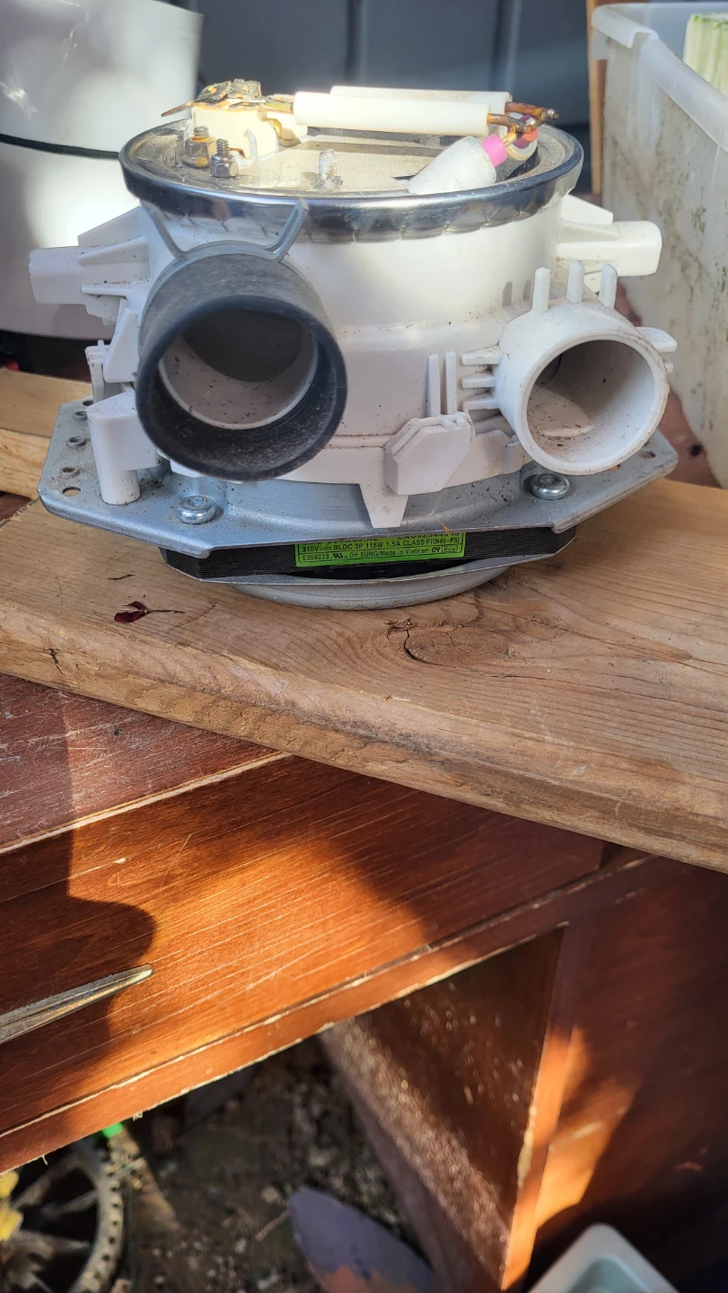 LG Washing Machine Drain Pump Motor - photo 3
