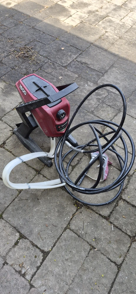 Titan ControlMax 1500-PSI Airless Paint Sprayer