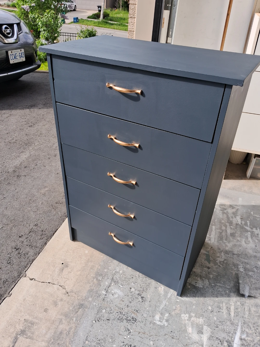 Dark Grey 5-Drawer Dresser with Gold Handles - photo 3