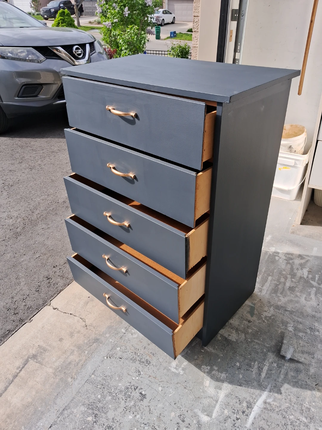 Dark Grey 5-Drawer Dresser with Gold Handles - photo 5