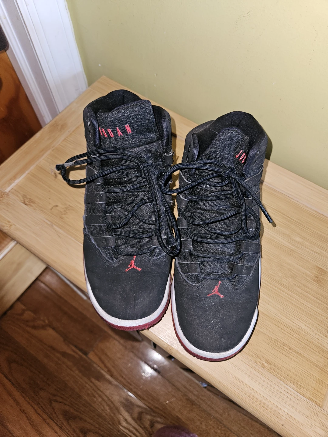 Nike Jordan boys Basketball Shoes