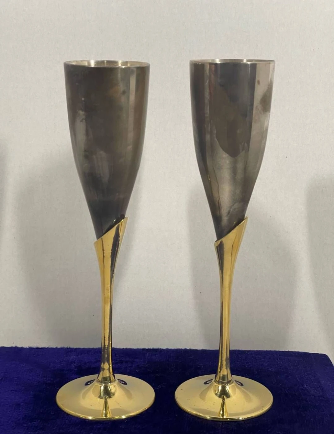 Vintage Mixed-Metal Champagne Flutes in Velvet Box - photo 4