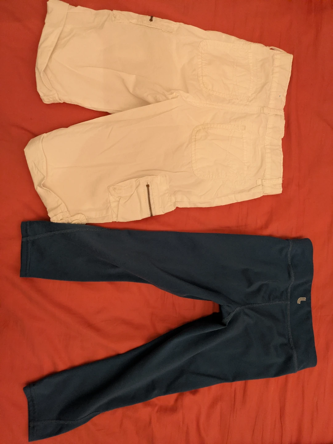 White Cargo Capris and Blue Leggings Bundle size 6 - photo 2
