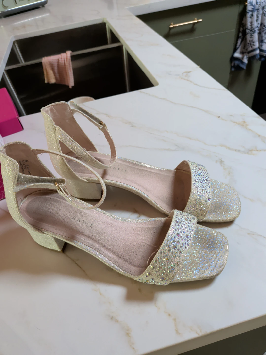 Kelly & Katie Glitter Sandals - photo 2