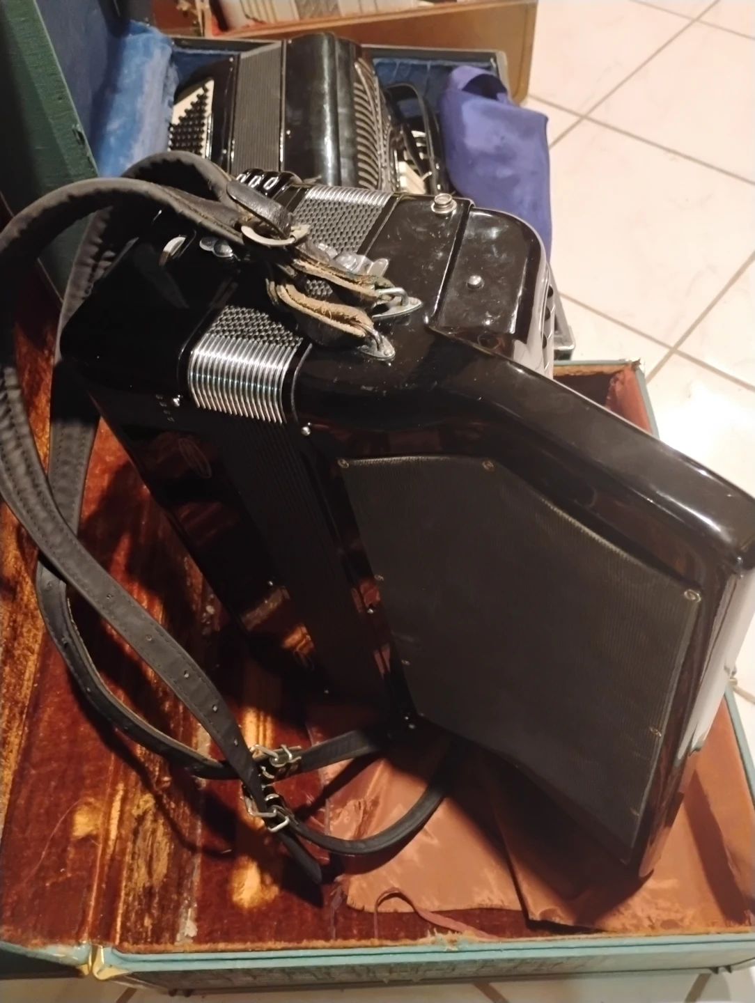 Vintage accordion - photo 5