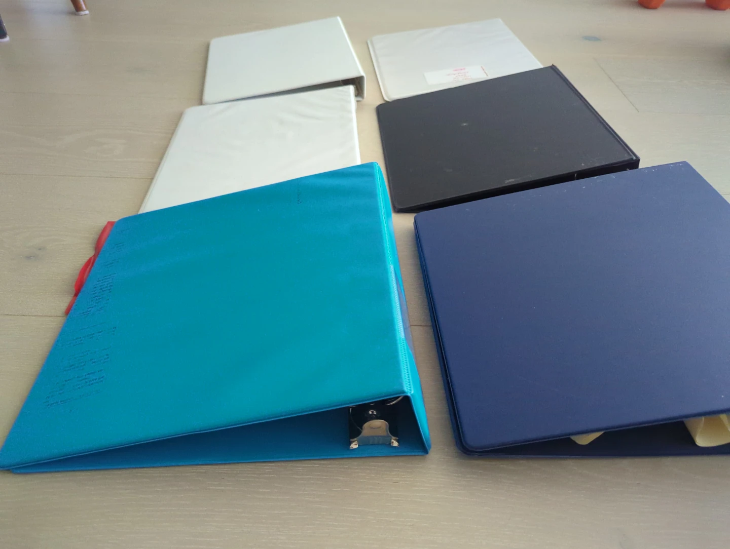 Free binders take all - photo 2