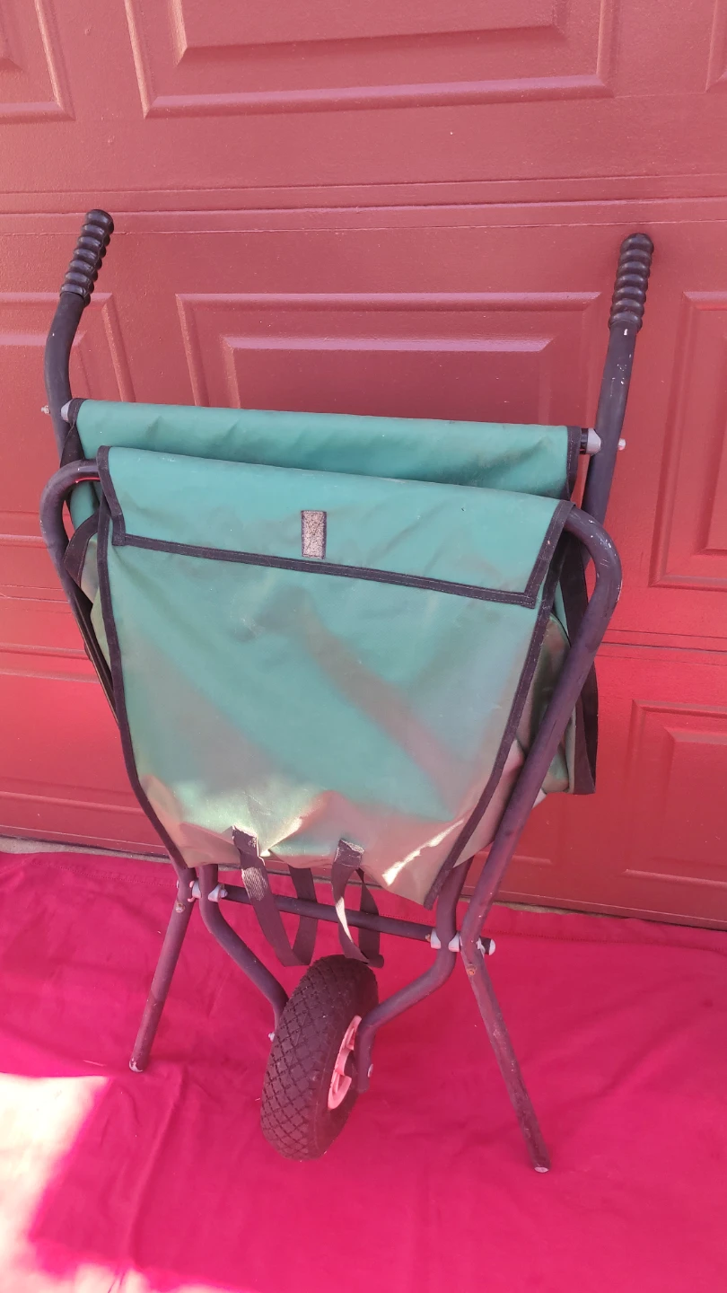Green Foldable Garden Cart wheelbarrow - photo 2
