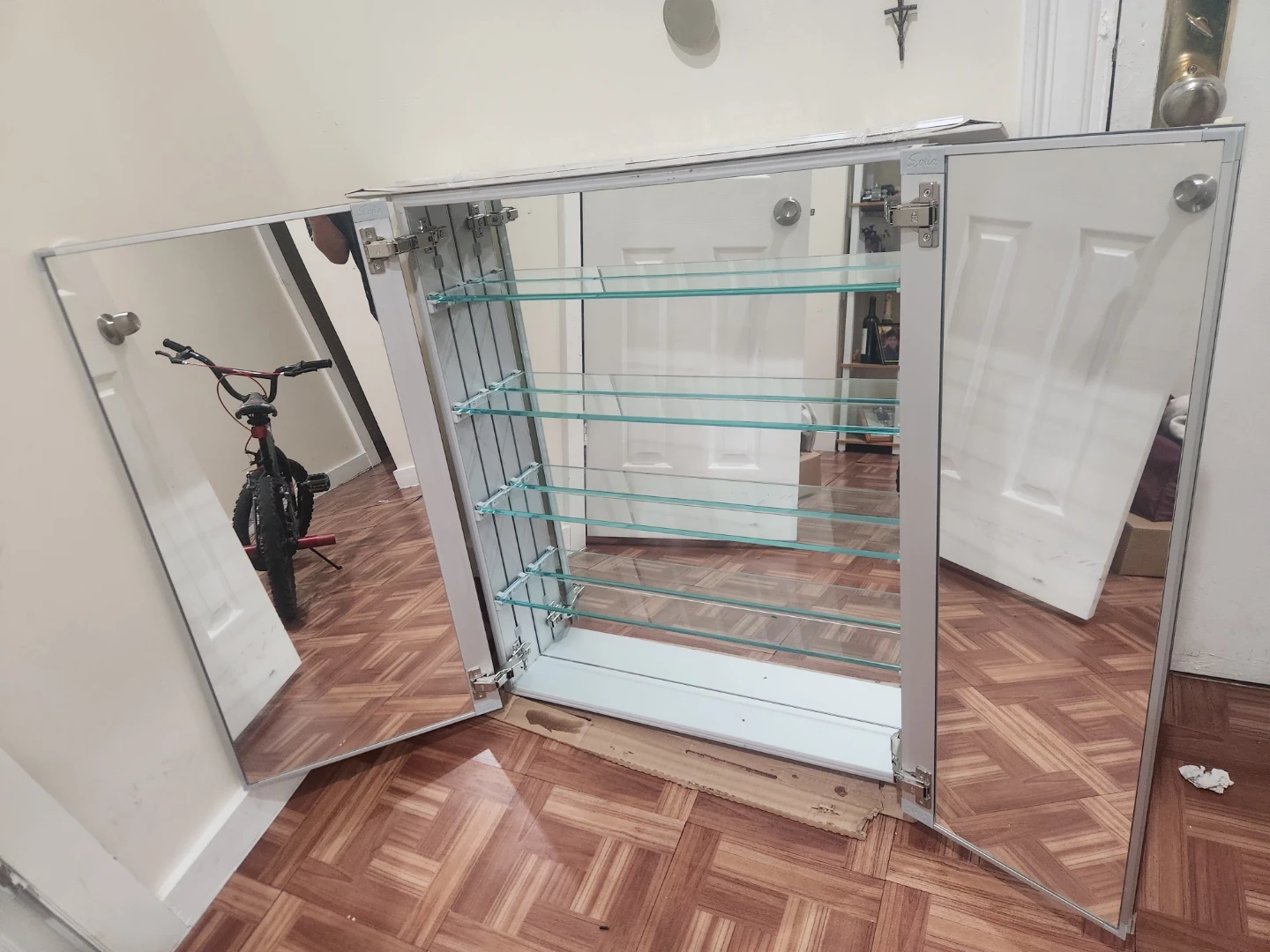 Medicine Cabinet with Mirrored Doors - photo 2