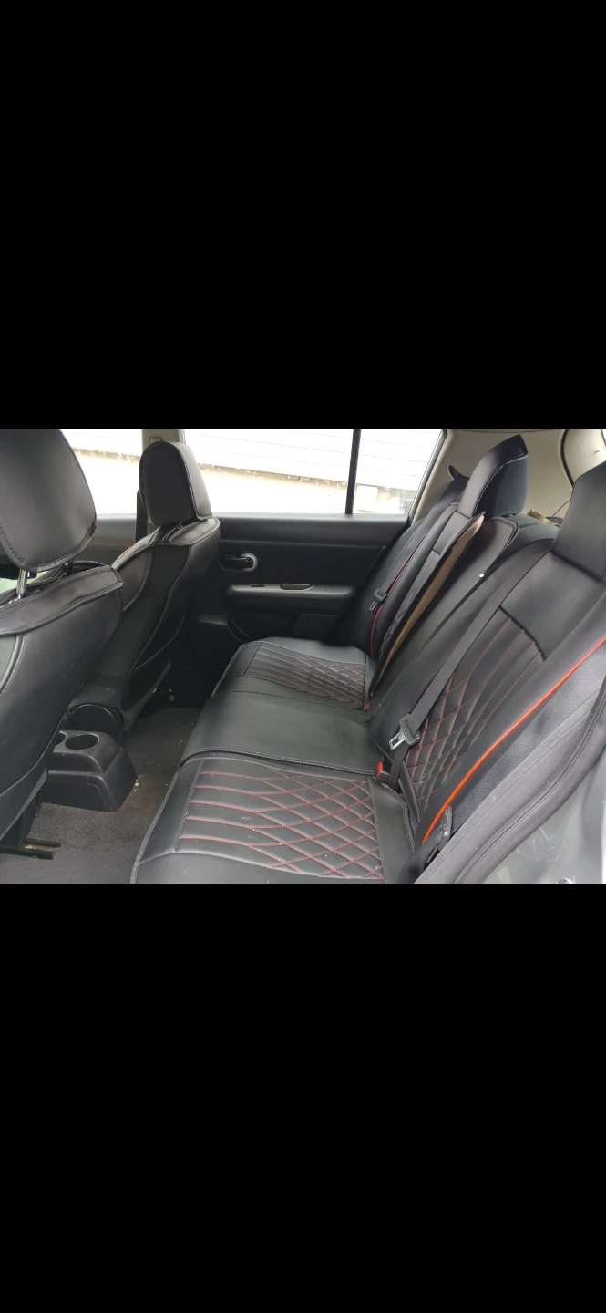 Nissan Versa Hatchback - photo 5