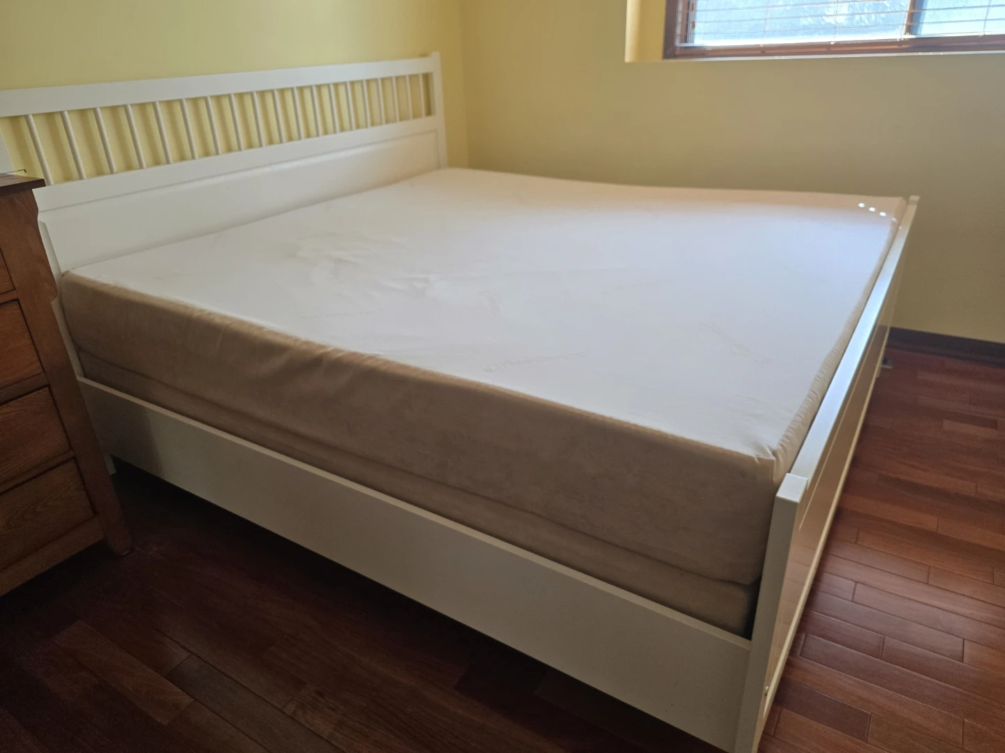 Tempur-Pedic king-size mattress, foundation, and bed frame - photo 2