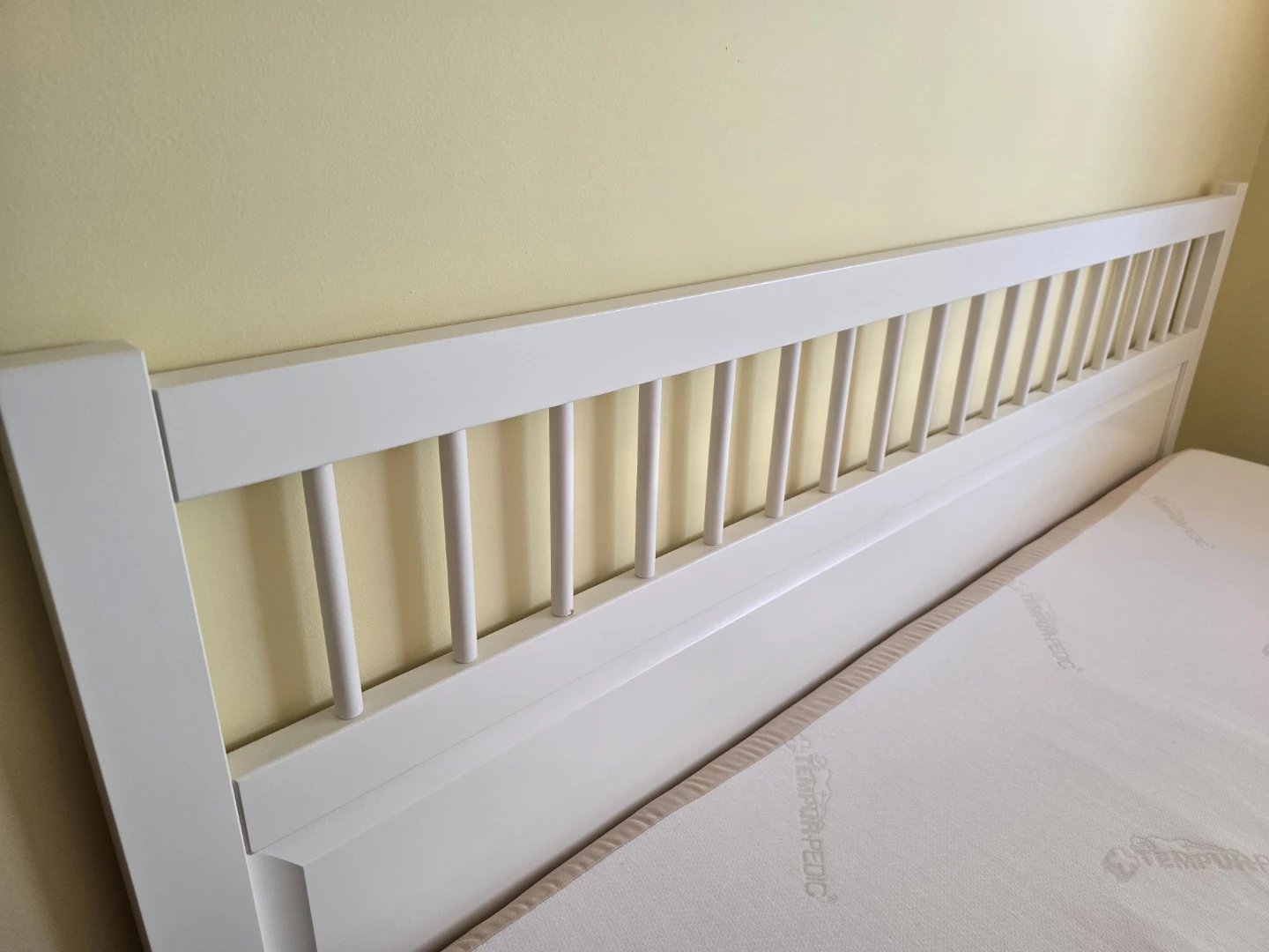 Tempur-Pedic king-size mattress, foundation, and bed frame - photo 4