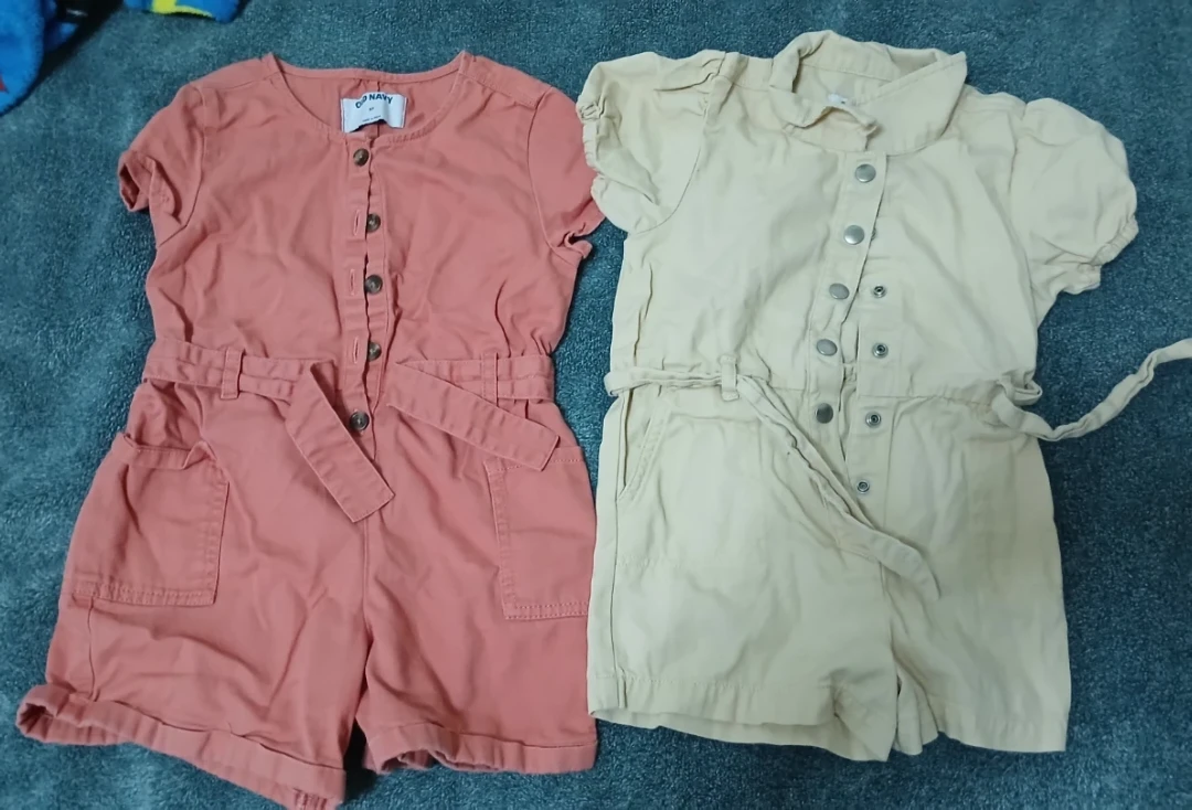 Old Navy Girls' Size 5  Button-Front Romper - photo 3