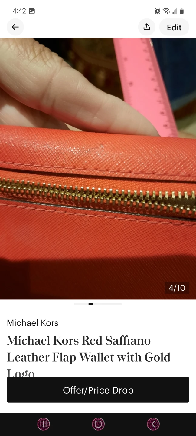 Michael Kors Red Saffiano Leather Flap Wallet - photo 4