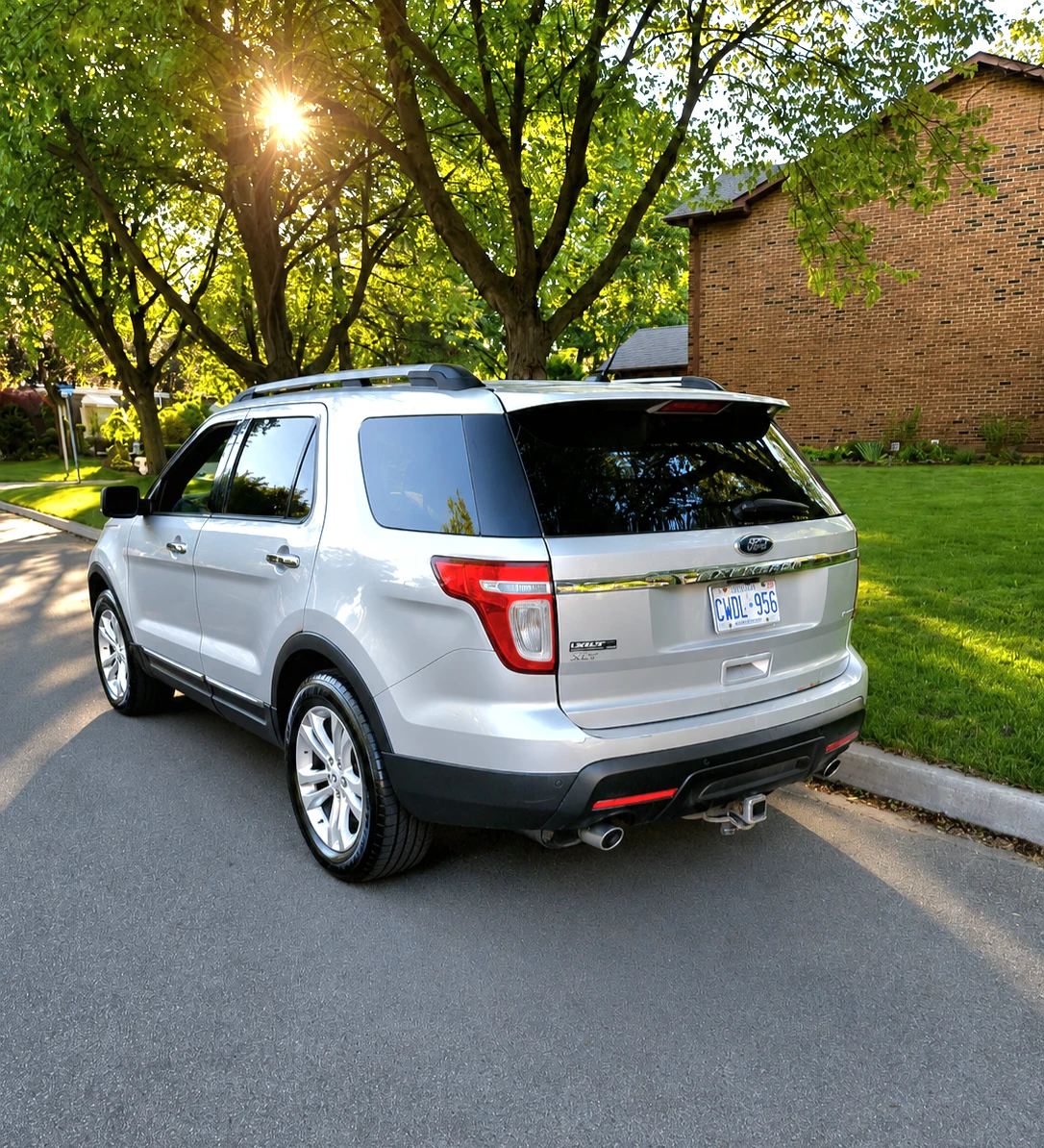 Silver Ford Explorer SUV - photo 2