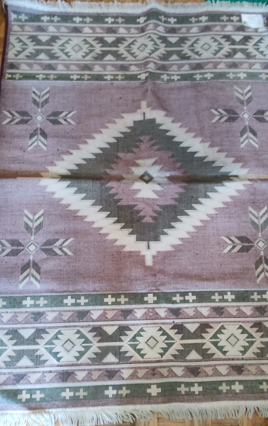 Rug - 5'3" x 7'9"