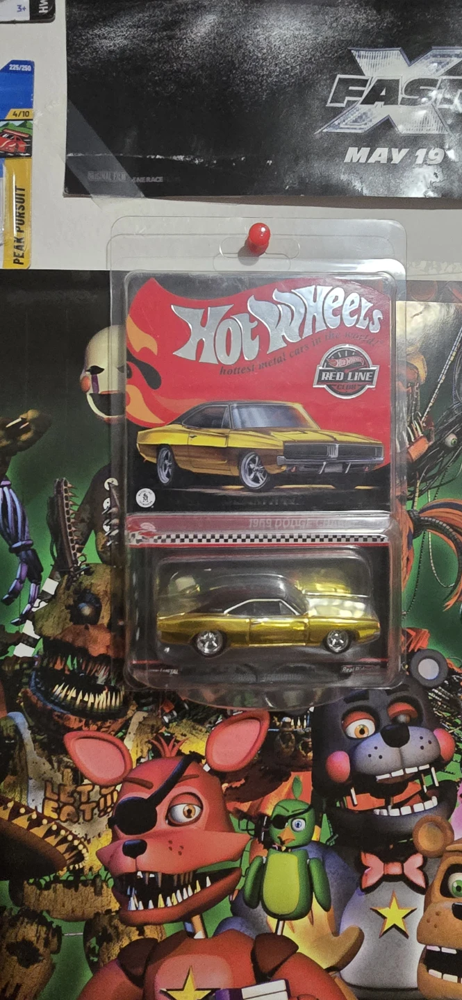 Hot Wheels Red Line 1969 Dodge Charger R/T Gold