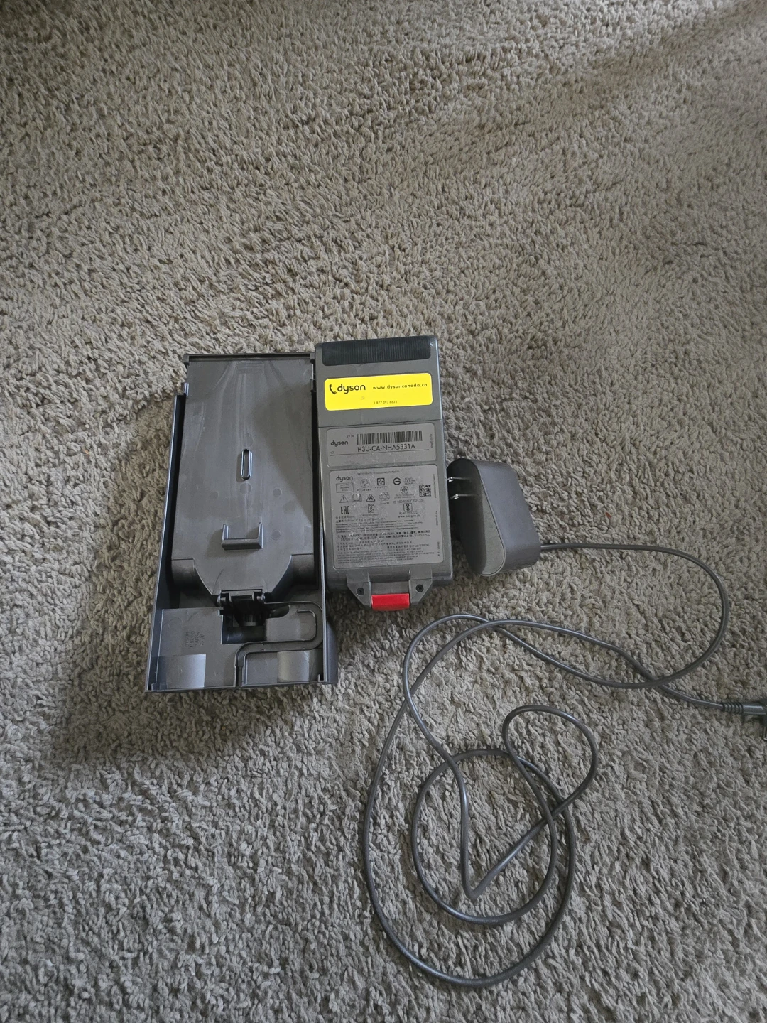 Original Dyson v11 battery and charger, Charging Dock Station - photo 2