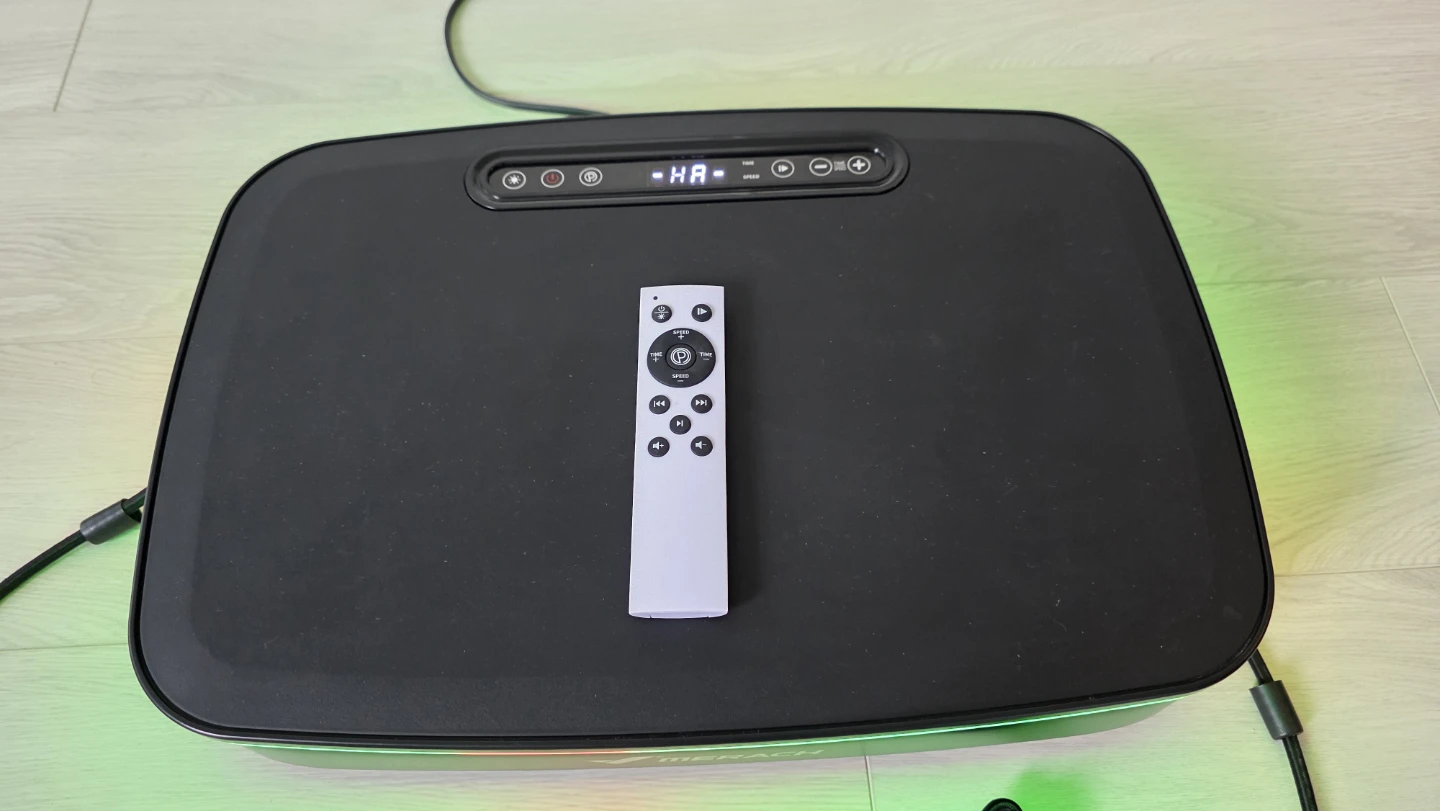 Merach Vibration Plate with Resistance Bands - photo 4