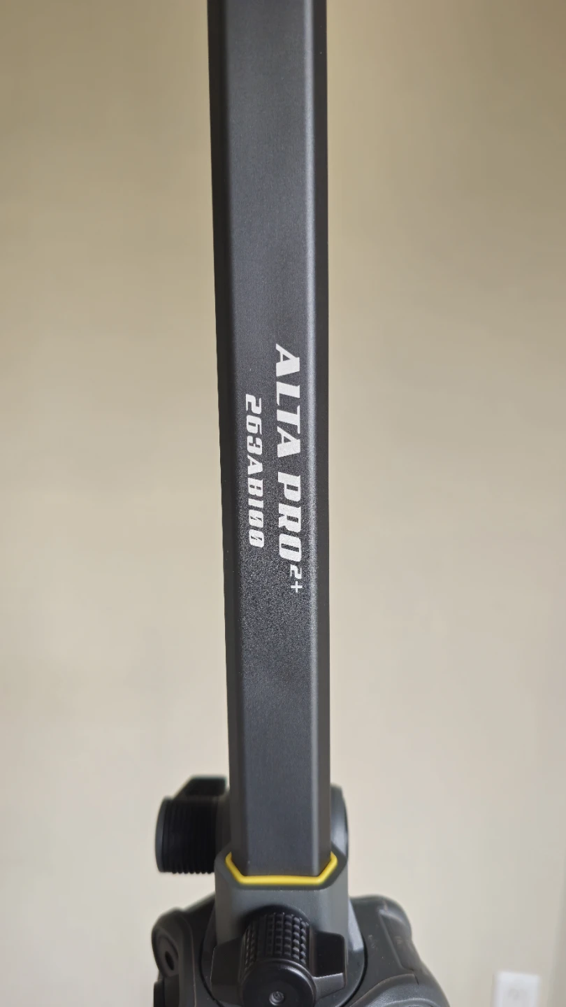 Vanguard Alta Pro+ 263AB100 Tripod with Bag - photo 5