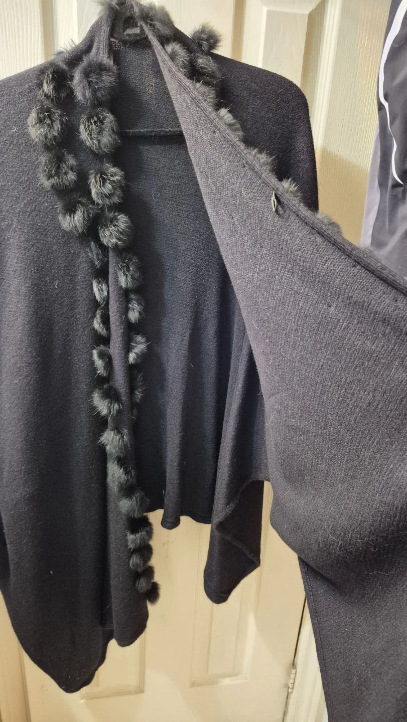 Laura Canada Women's Black Acrylic Poncho with Fur Trim - photo 3