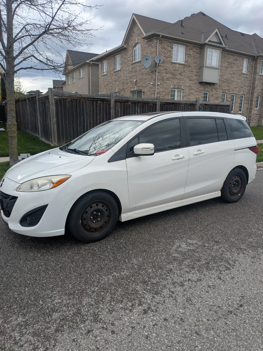 White Mazda 5 Minivan