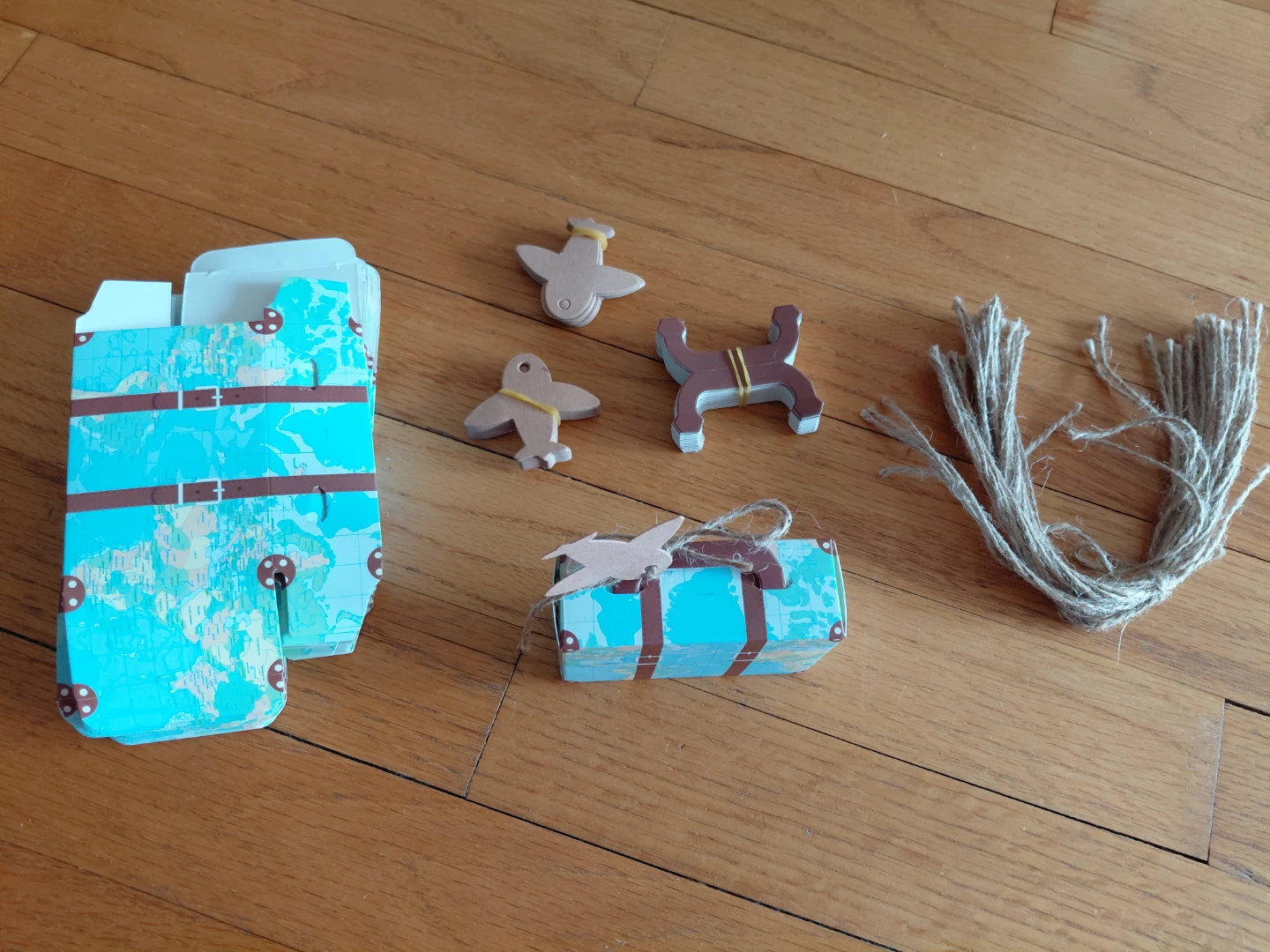 39 Travel Suitcase Favor Box Kit with Airplane Tag - photo 2