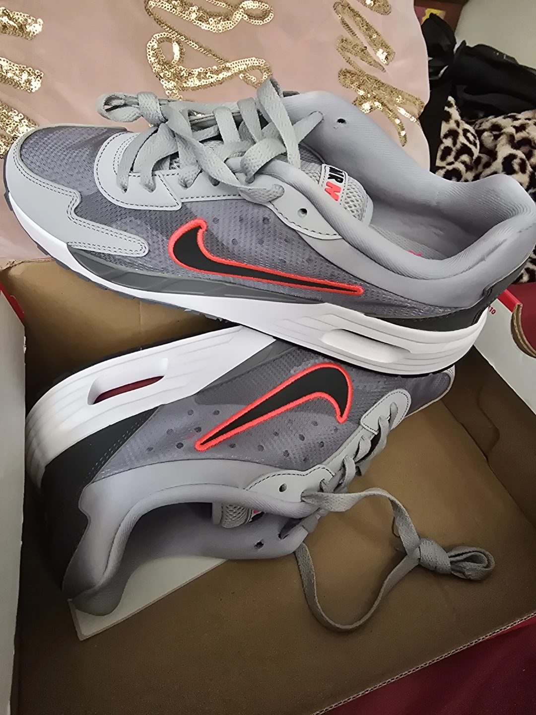 Nike Air Max Solo (GS) Sneakers - Gray/Red, Size 6Y
